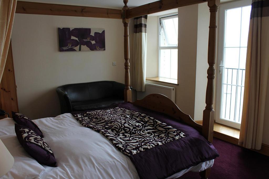 Gwesty Ty Newydd Hotel อาเบอร์ดารอน ห้อง รูปภาพ